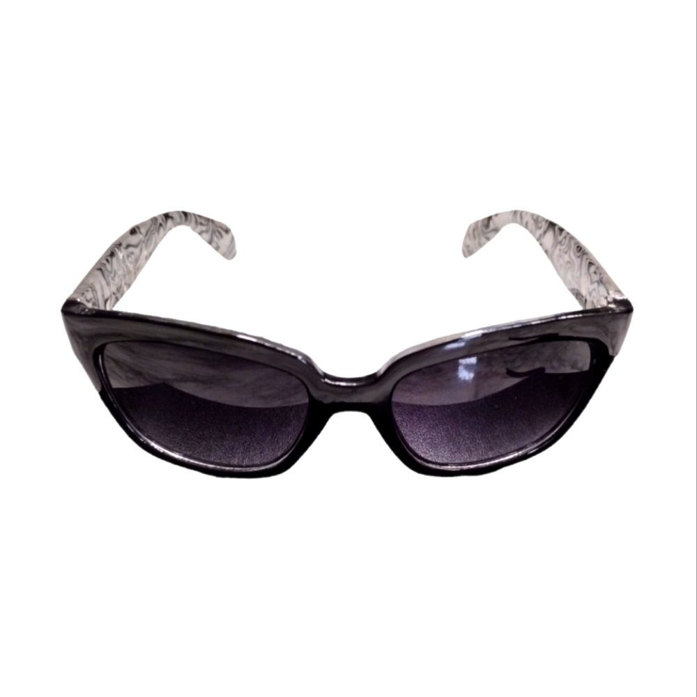 Dana Buchman Marvel/Swirl Sunglasses 😎